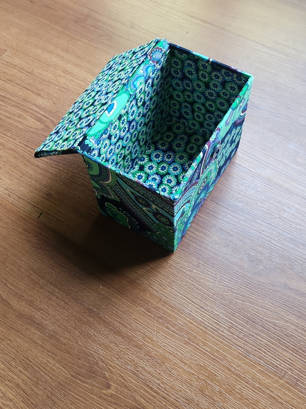Vera Bradley BLUE RHAPSODY Recipe Box. Retired. - Picture 4 of 4